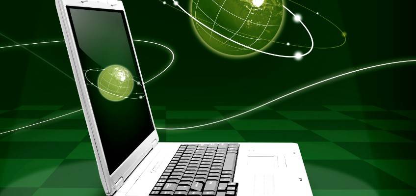 Лучше иметь и ПК и ноутбук, ведь каждая из этих вещей подходит для определённых задач